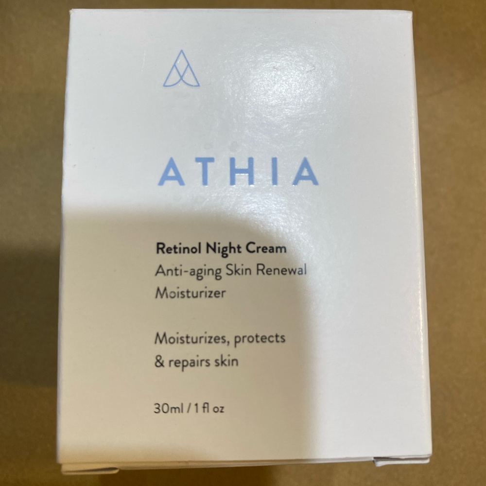 Athia retinol night cream. New in box